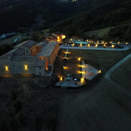 Borgo Di Gallano Valtopina Buitenkant foto