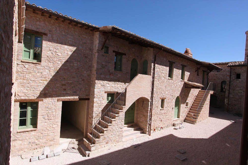 Borgo Di Gallano Valtopina Buitenkant foto