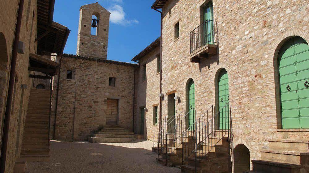 Borgo Di Gallano Valtopina Buitenkant foto