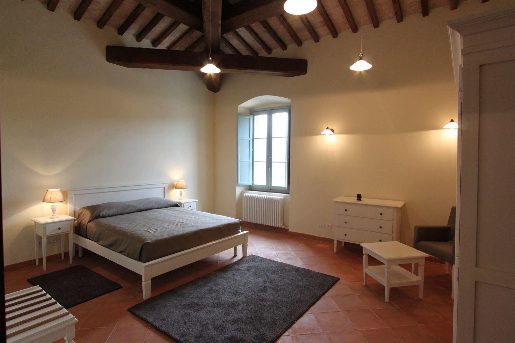 Borgo Di Gallano Valtopina Buitenkant foto