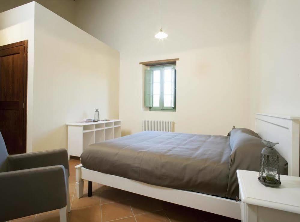 Borgo Di Gallano Valtopina Buitenkant foto